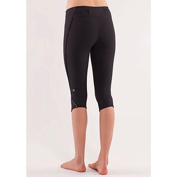 Lululemon Run Fast Free Crop Black Legging Ruffle Reflective Power Luxtreme Sz 8 - Picture 1 of 12